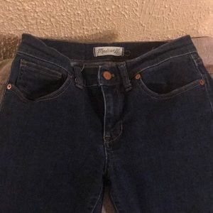 Madewell jeans ( skinny)- dark blue - no rips - 27